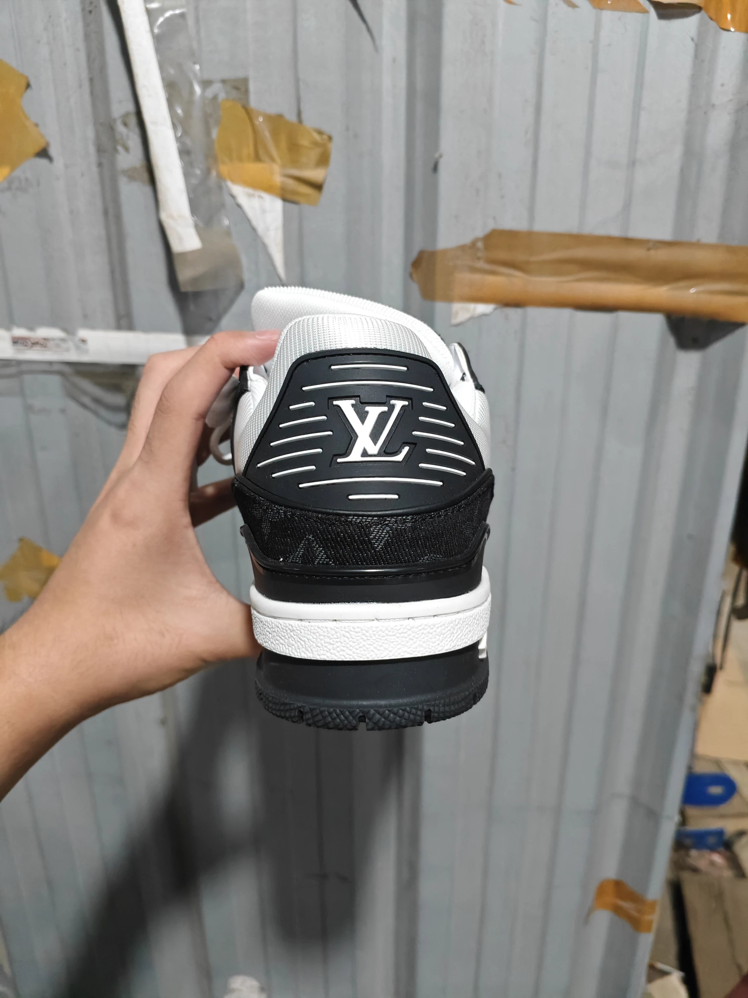 Louis Vuitton  Trainer Ultra-Low Promotional Styles qc 4