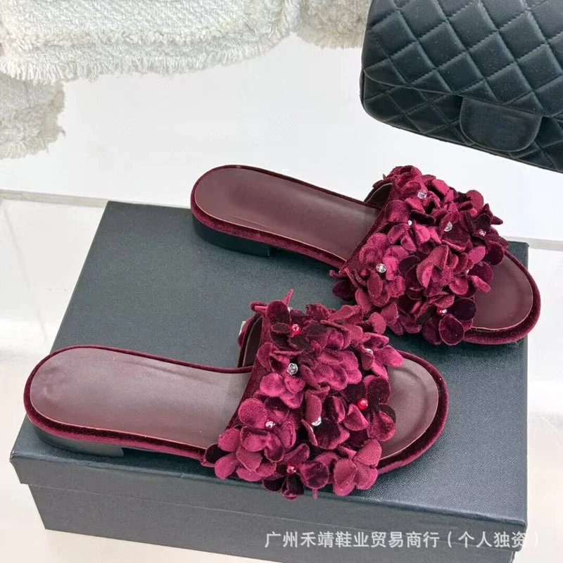 Chanel Lambskin Camellia Slide Sandals qc 2