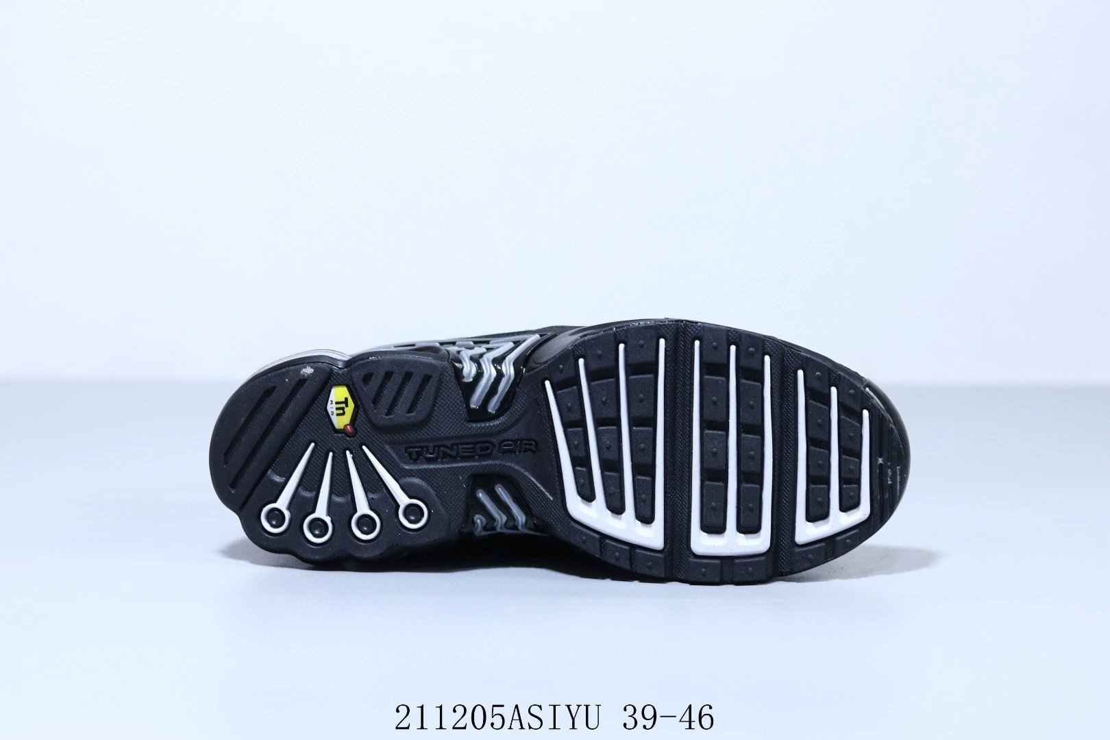 Nike Air Max Plus 3 qc 2