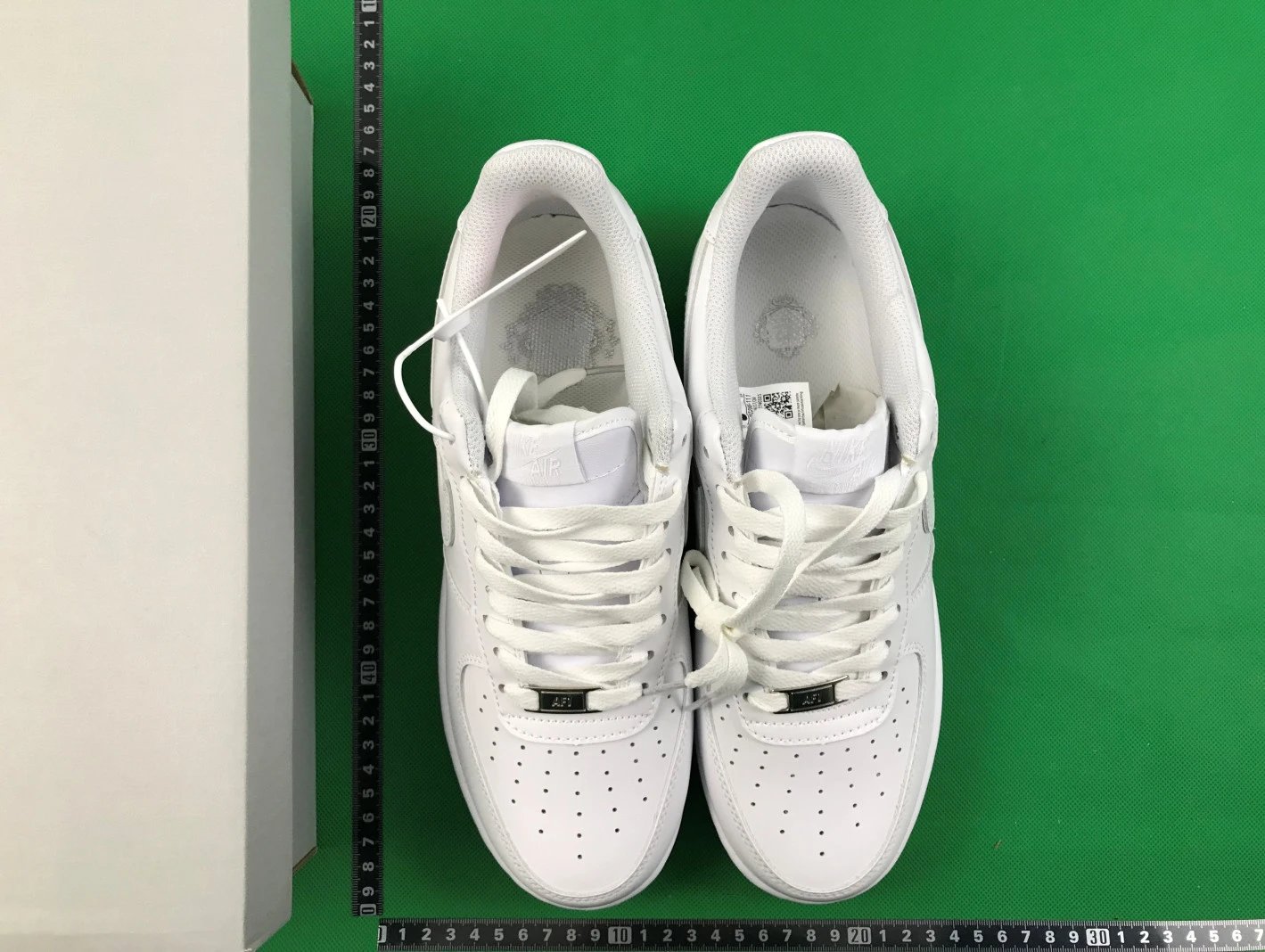 Nike Air Force 1 qc 3