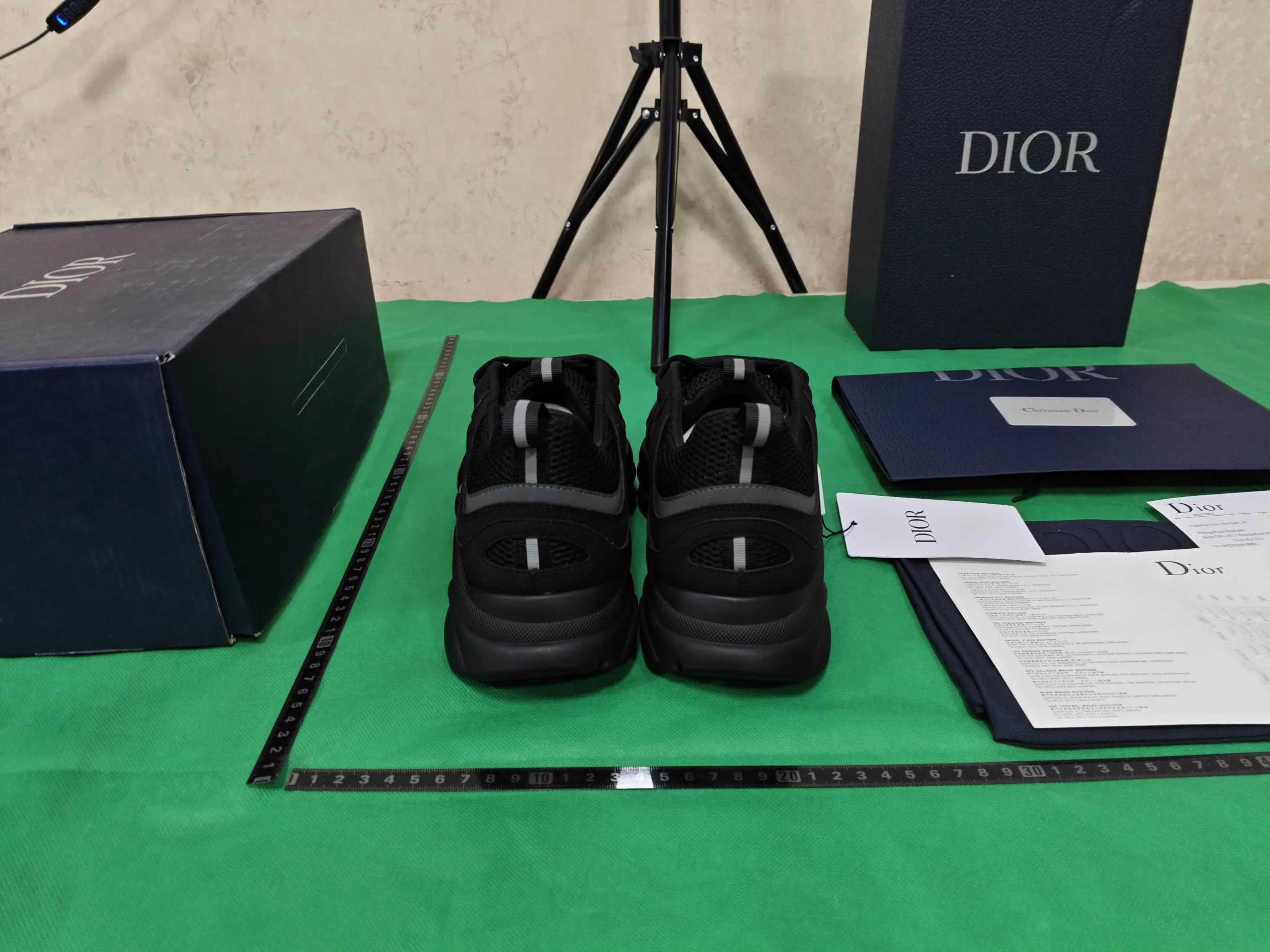Dior B30 qc 1