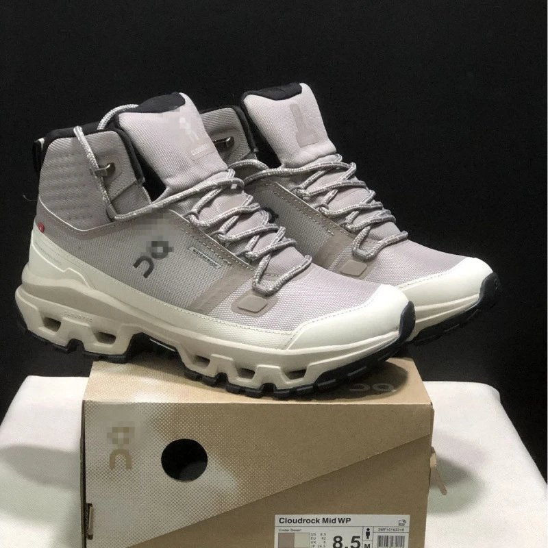 On Running Cloudrock Mid Waterproof qc 1