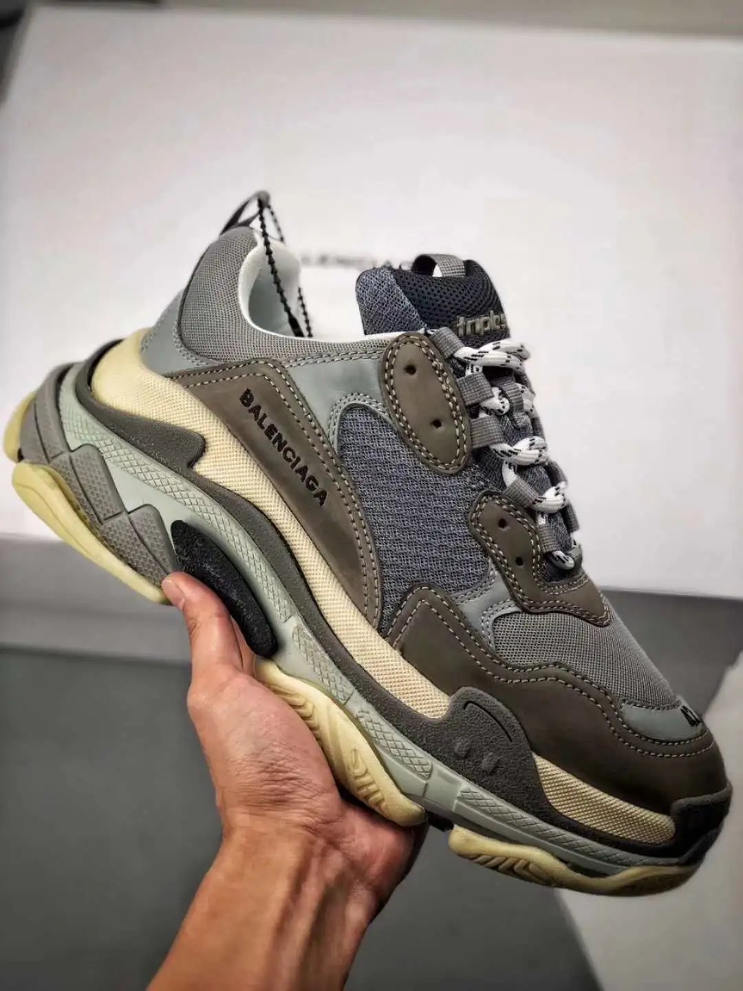 Balenciaga Triple S qc 4