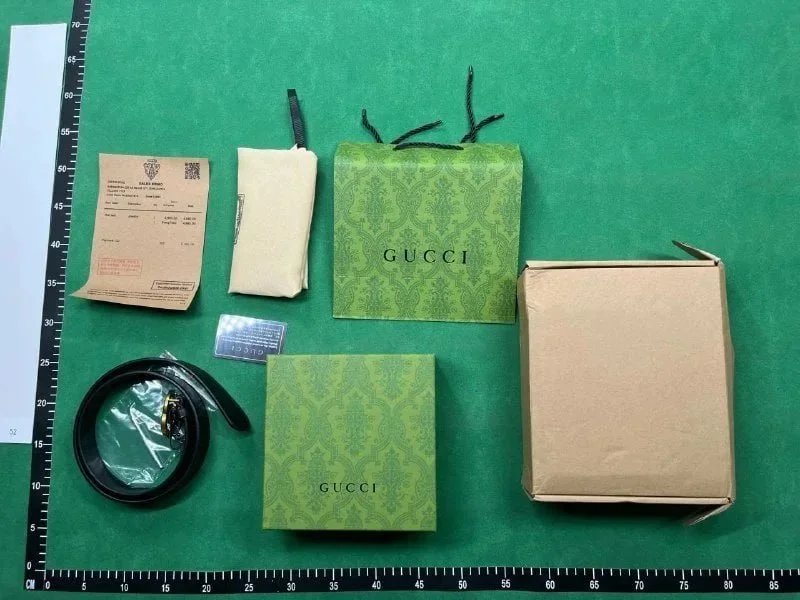 Gucci GG Marmont Reversible Belt in GG Supreme Canvas qc 2