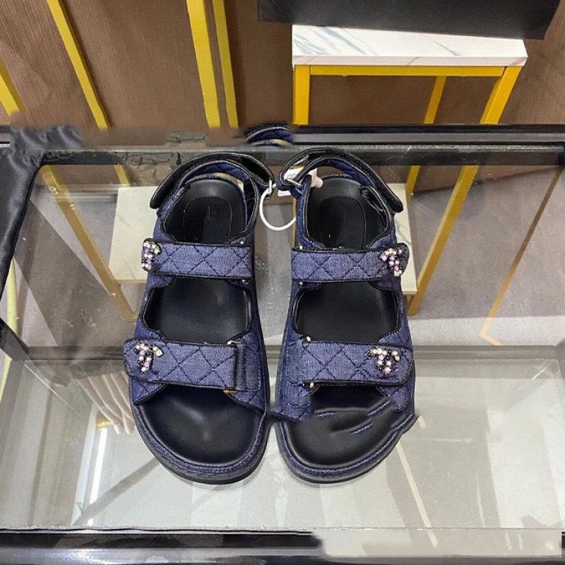 Chanel Dad Sandal qc 2