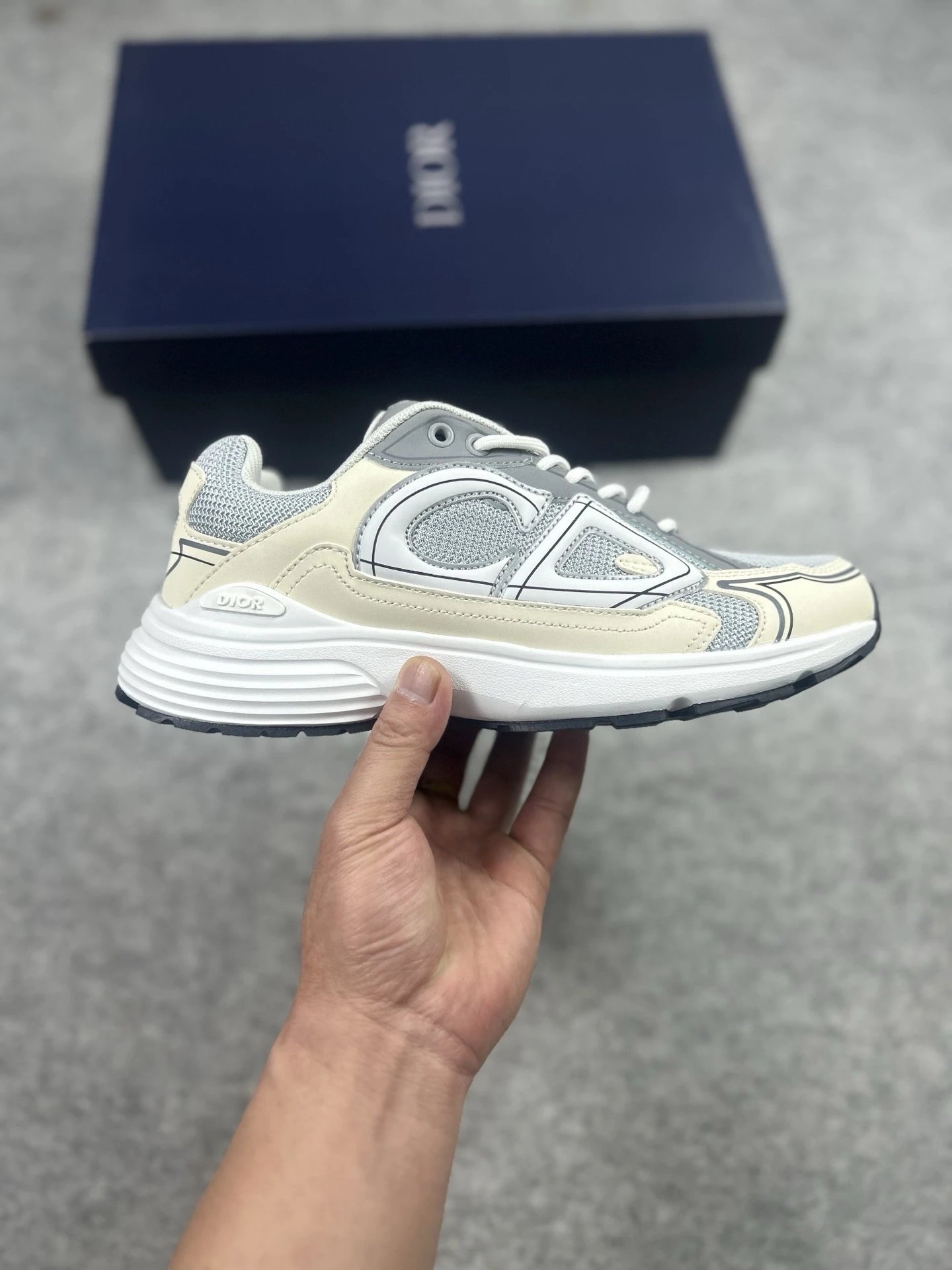 Dior B30 qc 4