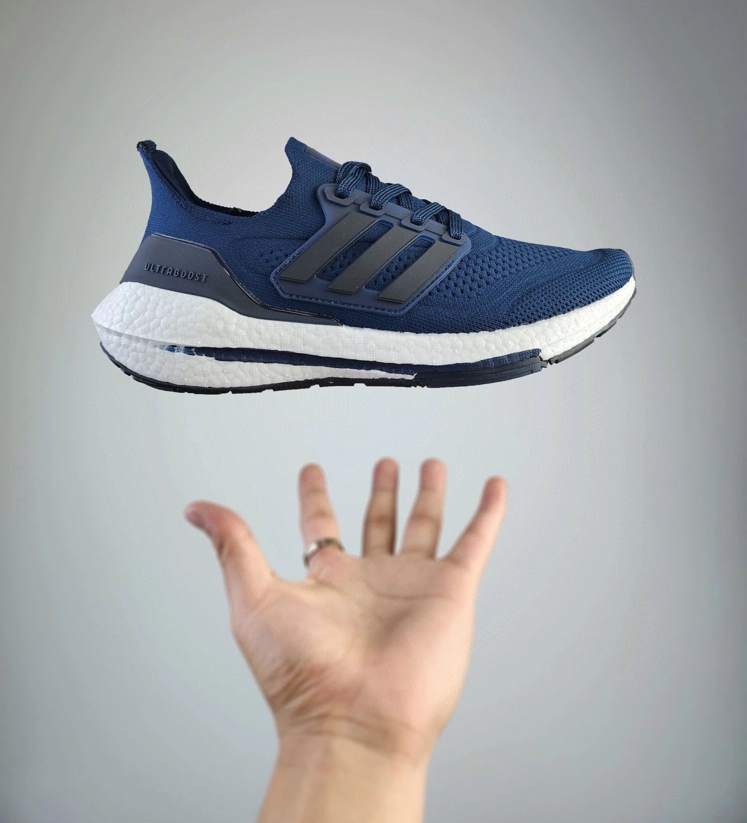 Adidas Ultraboost 21