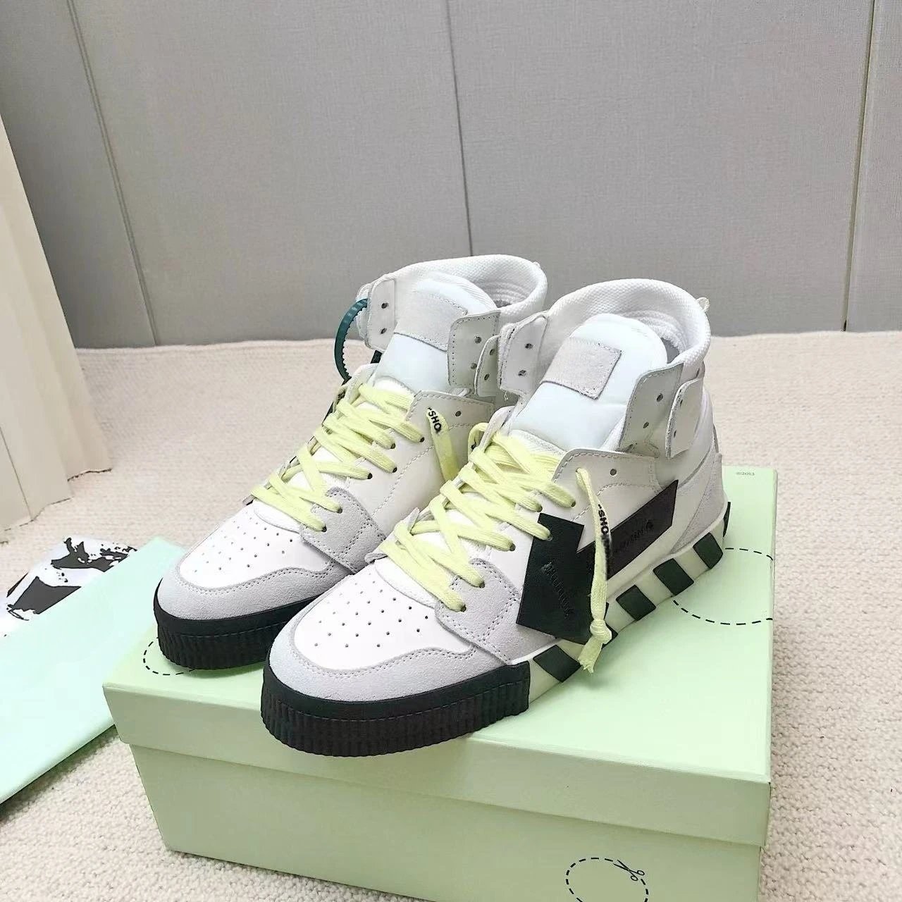 Off-White Off-Court qc 1