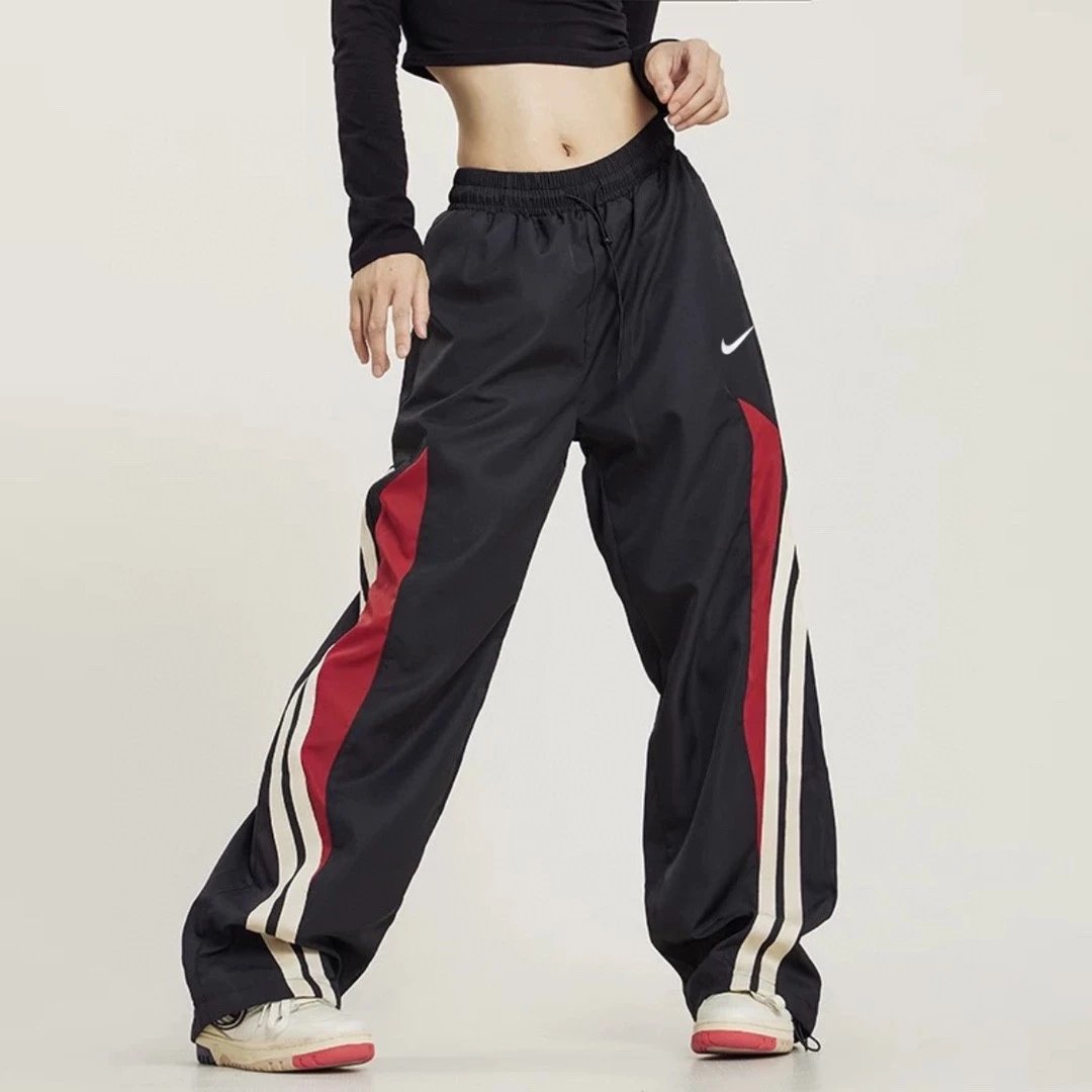 Nike Color-Block Baggy Pants qc 1