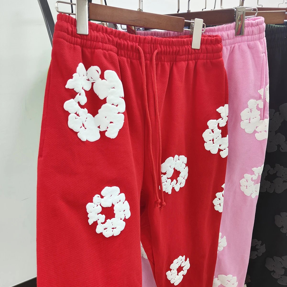 Denim Tears Cotton Wreath Sweatpants qc 1
