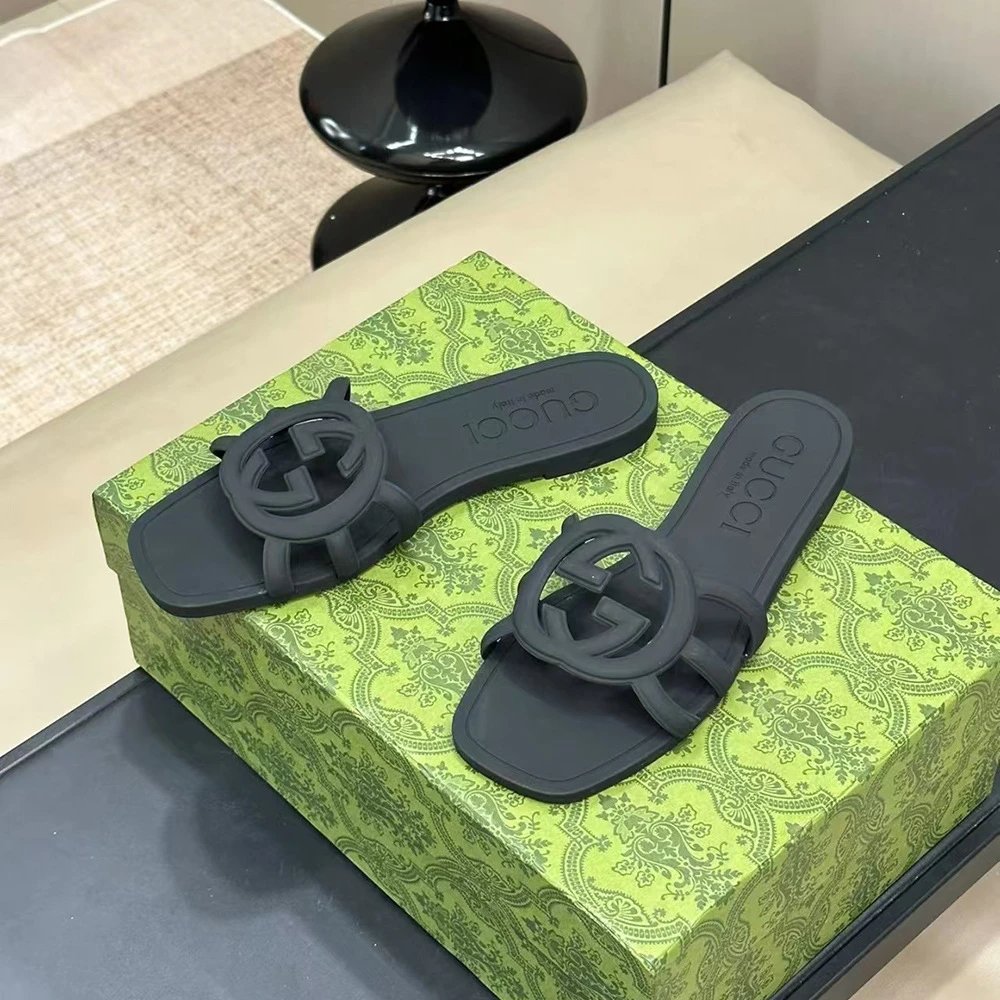 Gucci Interlocking G qc 3