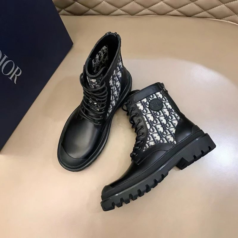 Dior Explorer qc 4