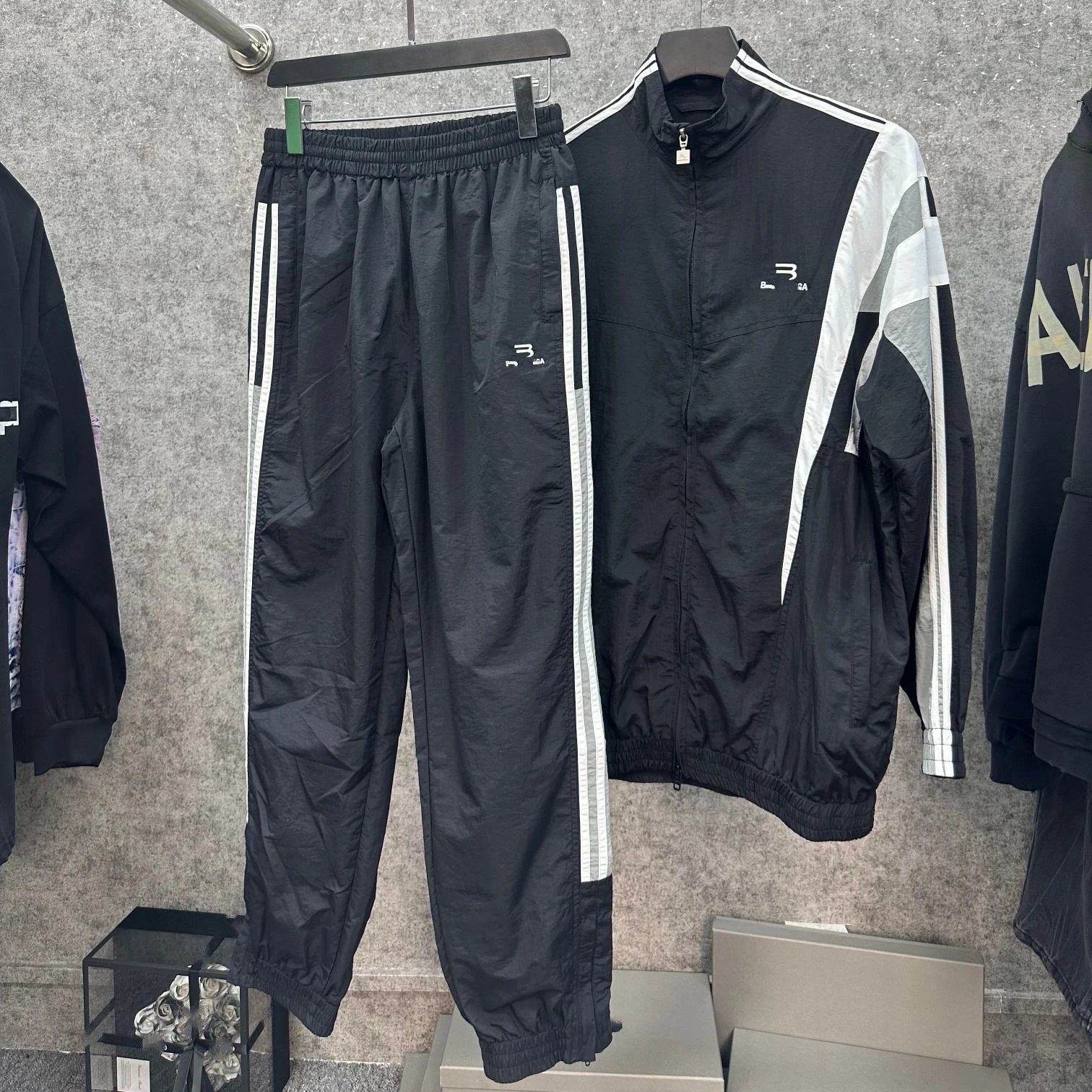 Balenciaga 3B Sports Icon Tracksuit Jacket & Pants qc 1