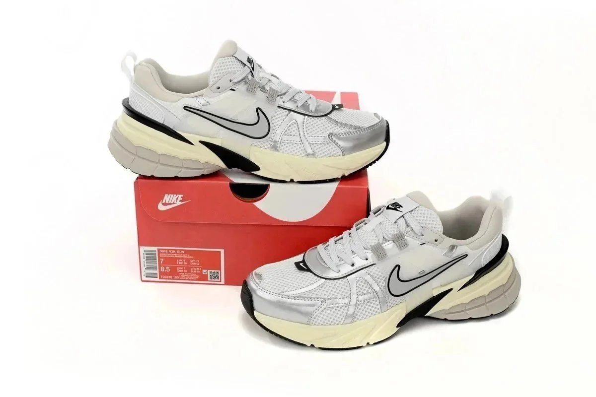 Nike V2K Run qc 6