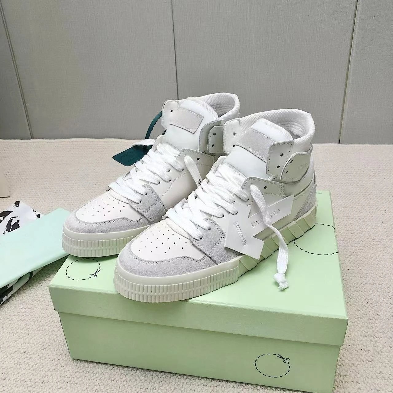 Off-White Off-Court qc 2