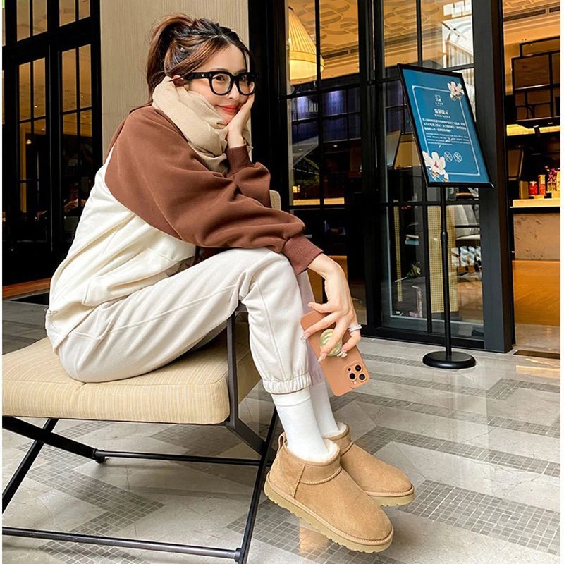UGG  Classic Ultra Mini qc 1