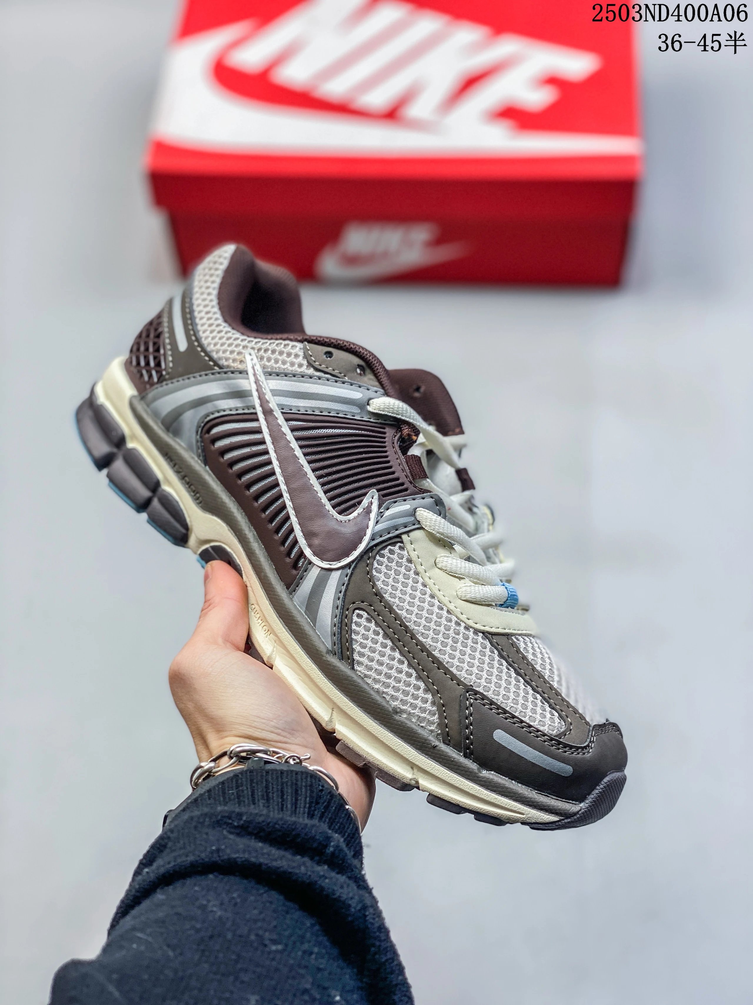Nike Zoom Vomero 5 qc 3