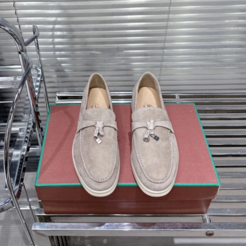 Loro Piana Summer Walk qc 2