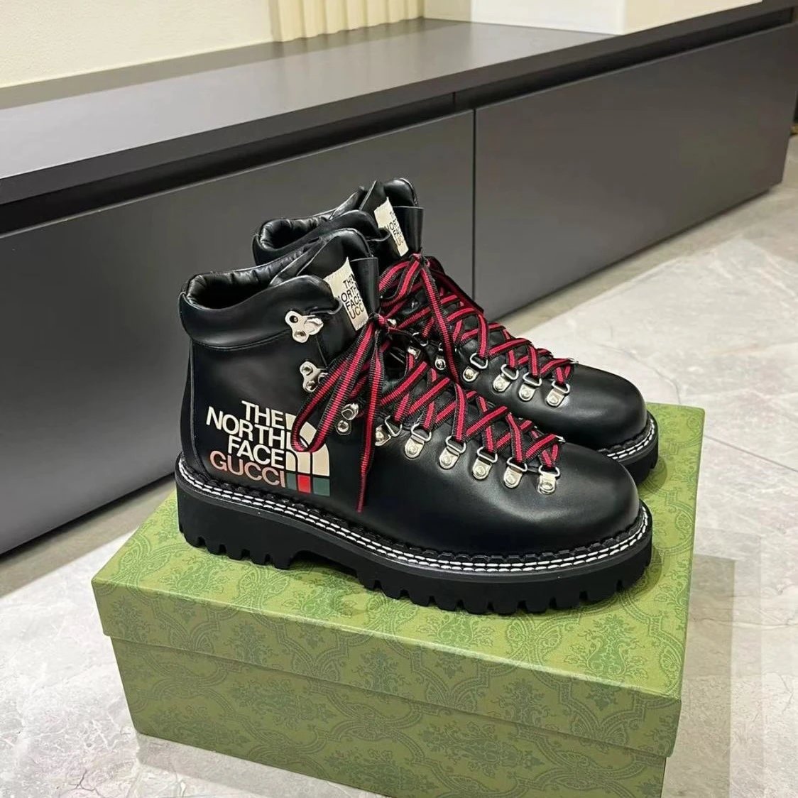 Gucci x The North Face Hiking Boots qc 4
