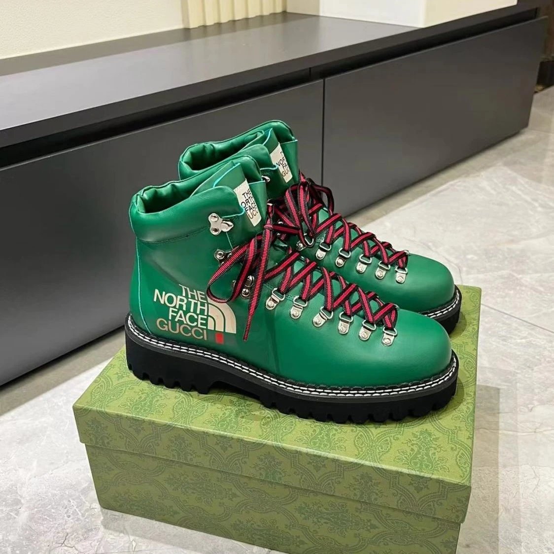 Gucci x The North Face Hiking Boots qc 2