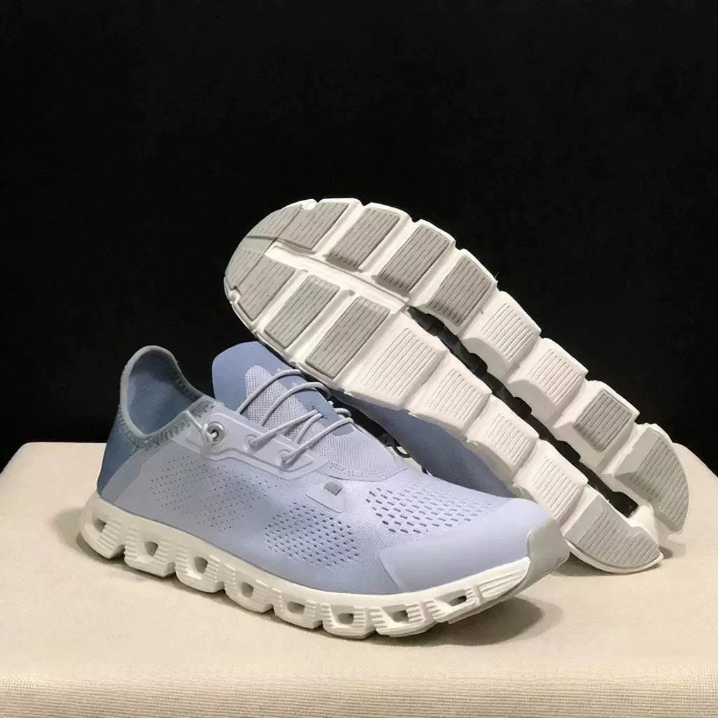 On Running Cloud 5 Coast qc 2