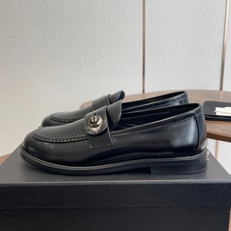 Chanel Patent CC Heart Loafers qc 2