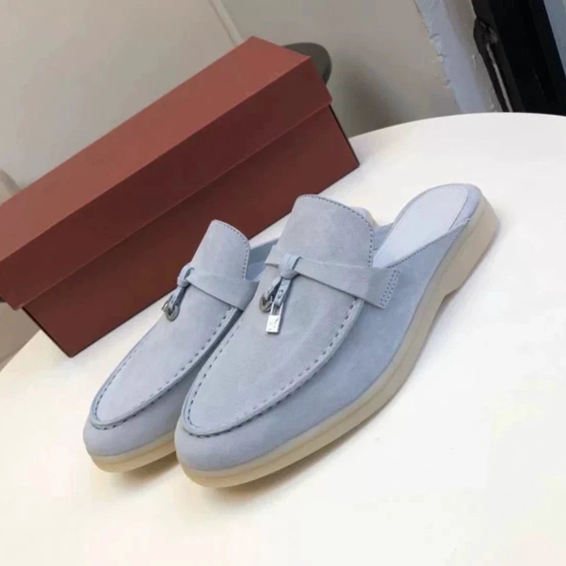 Loro Piana c Summer Charms Walk Loafer qc 2