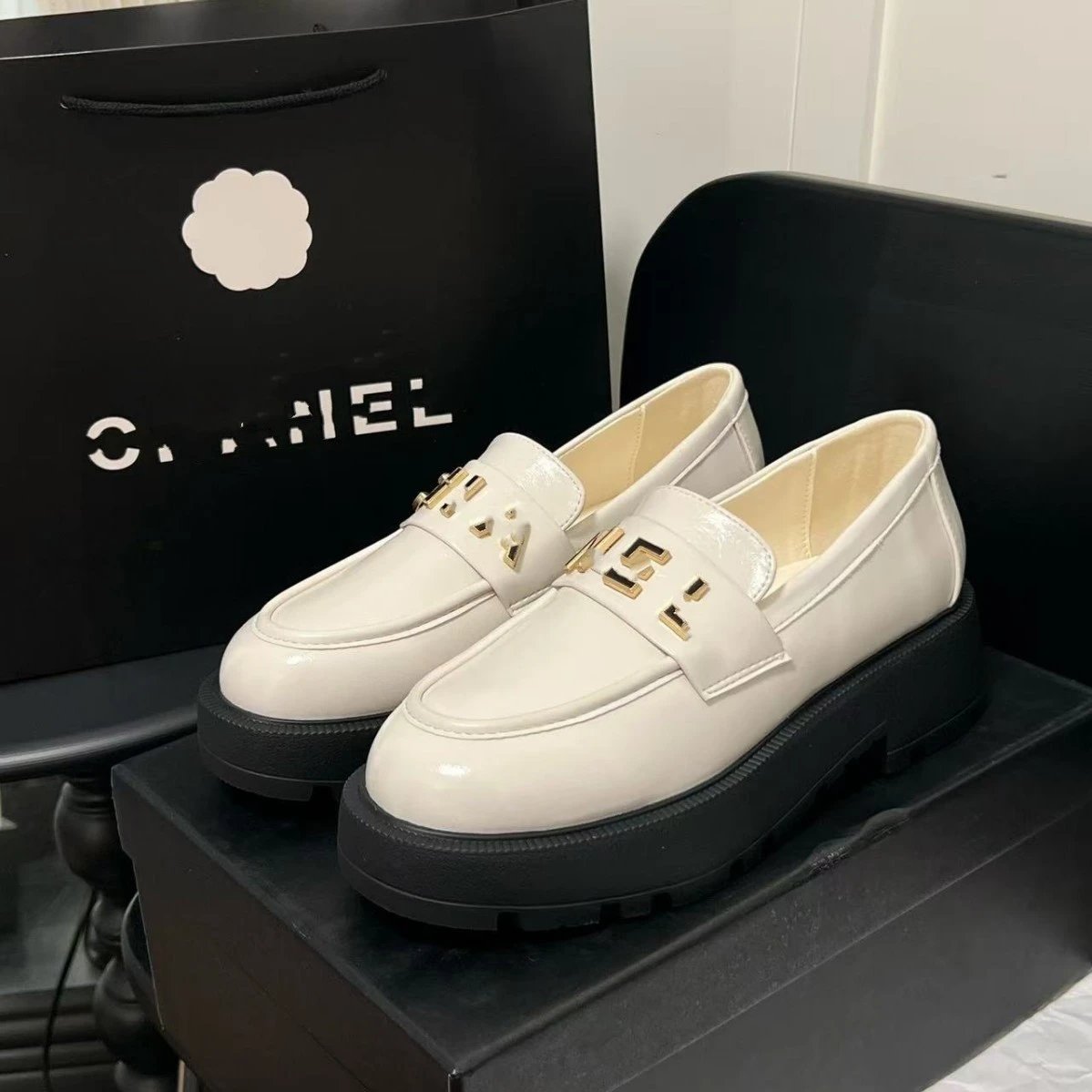Chanel Flat Loafers qc 2
