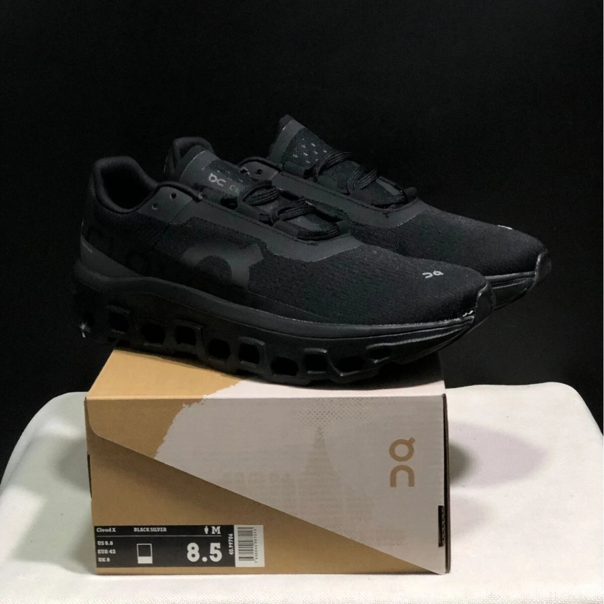 On Running  Cloudmonster qc 3
