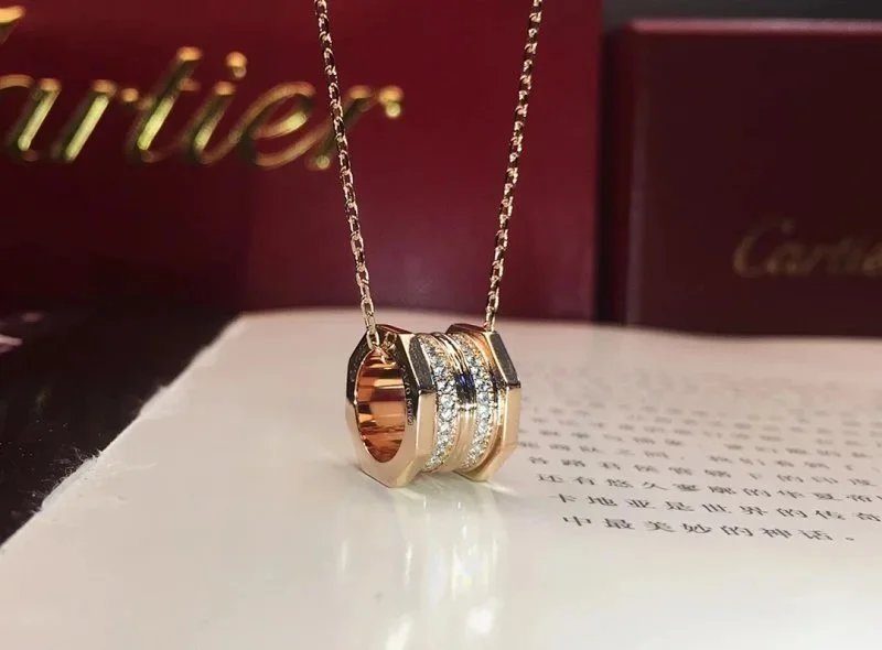 Cartier Écrou de Cartier pendant necklace qc 2