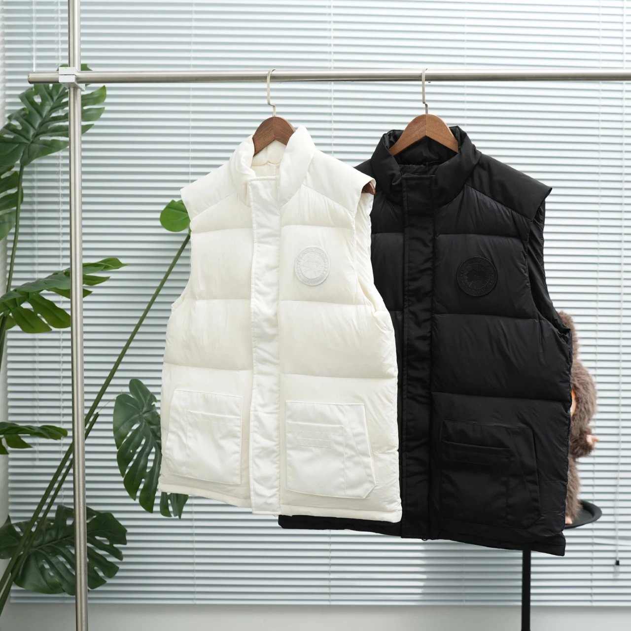 Moose Knuckles Montreal Vest qc 5