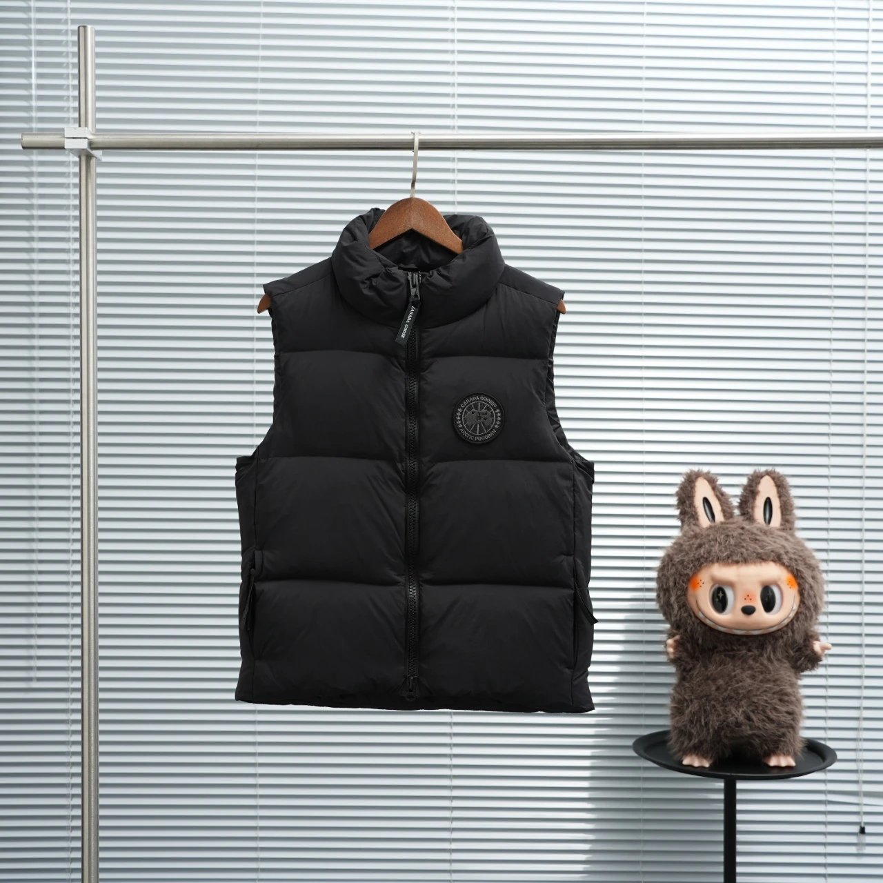 Canada Goose Lawrence Puffer Vest qc 4