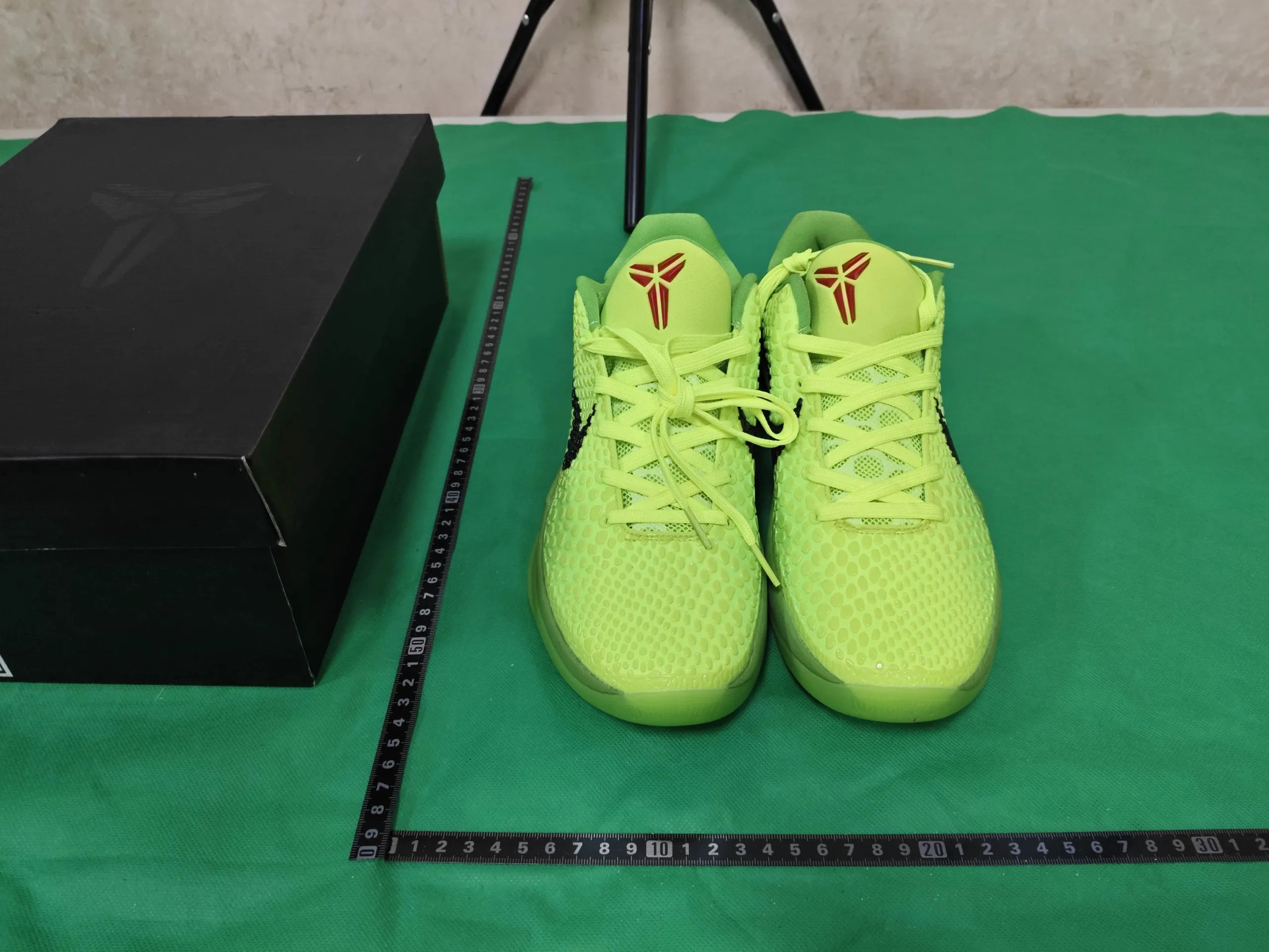 Nike Kobe 6 Protro “Grinch” qc 3