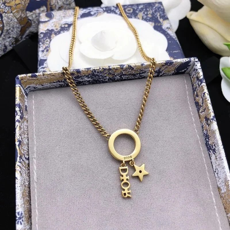 Christian Dior gold necklace qc 2