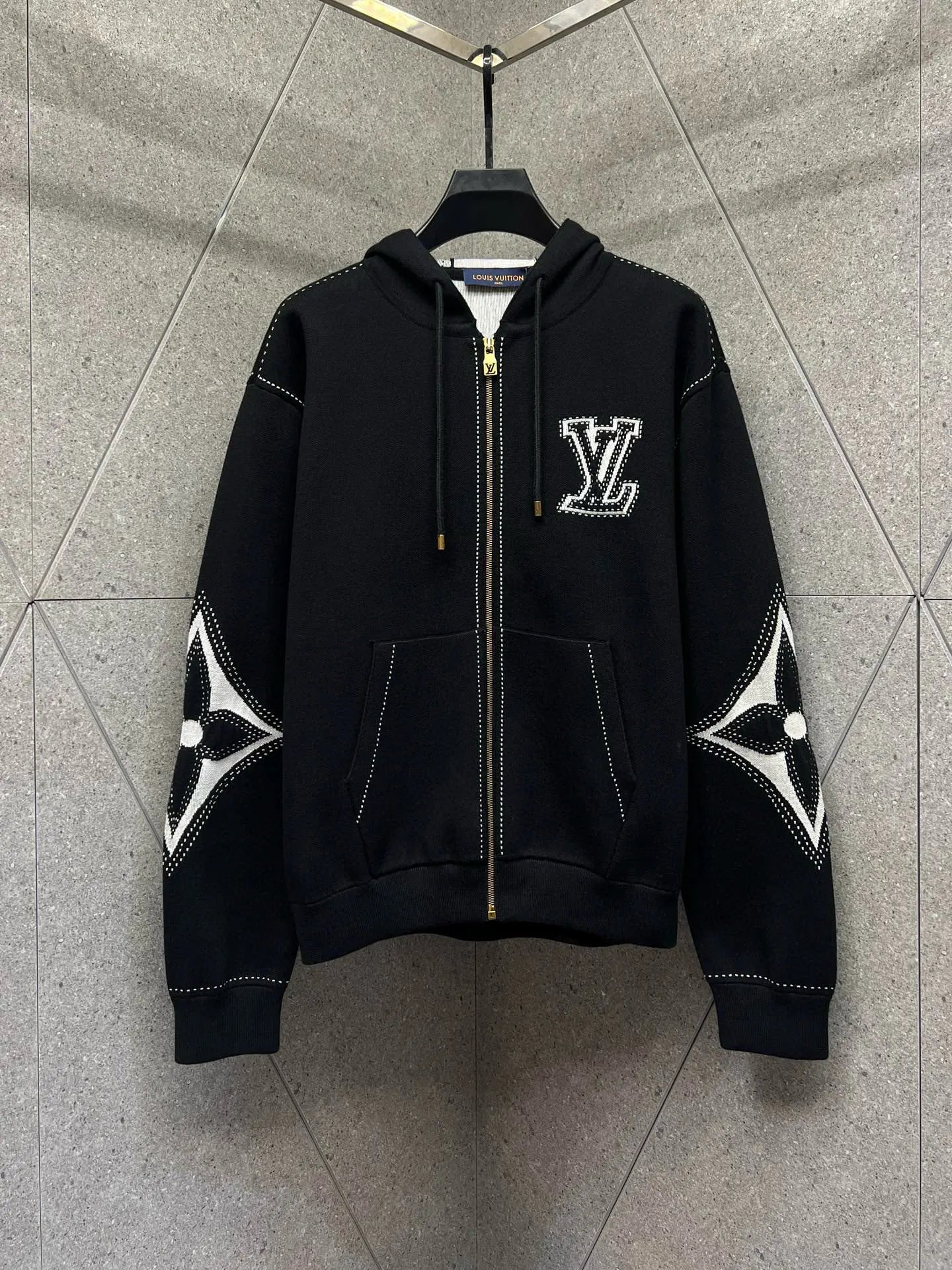Louis Vuitton Men's Ready-to-Wear qc 1