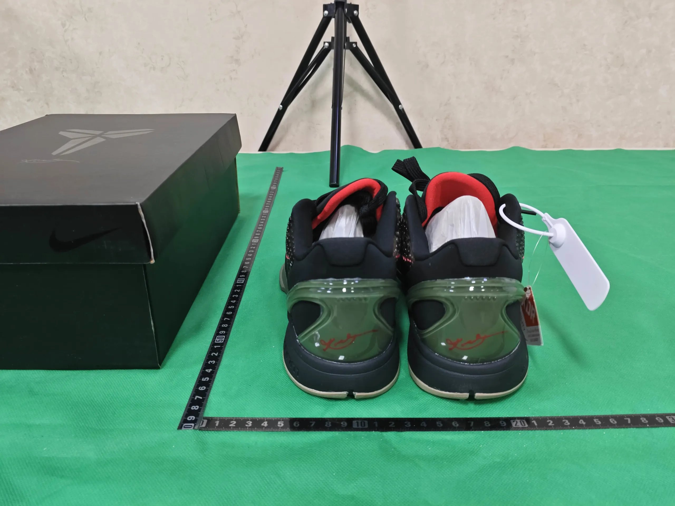 Nike Kobe 6 Protro “Grinch” qc 4