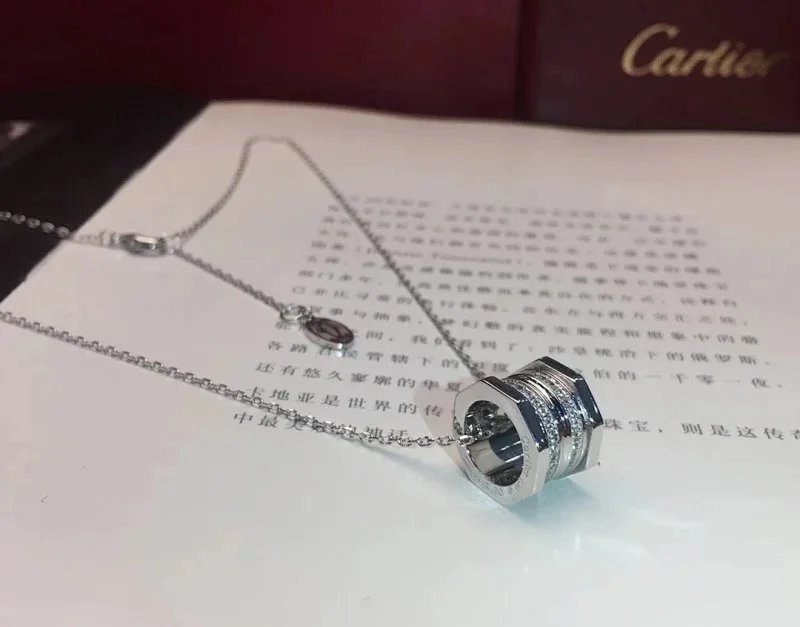Cartier Écrou de Cartier pendant necklace qc 6