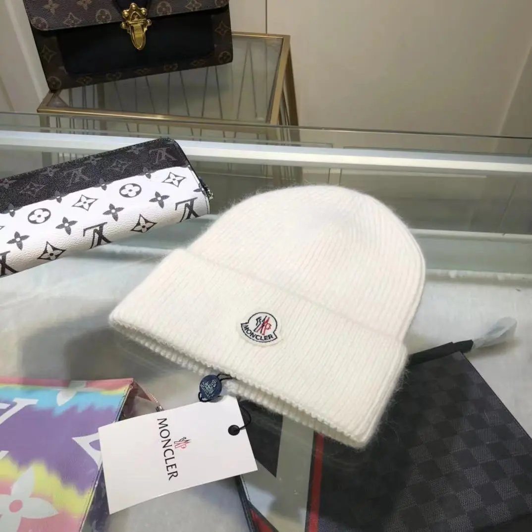 Moncler wool knit beanie qc 1