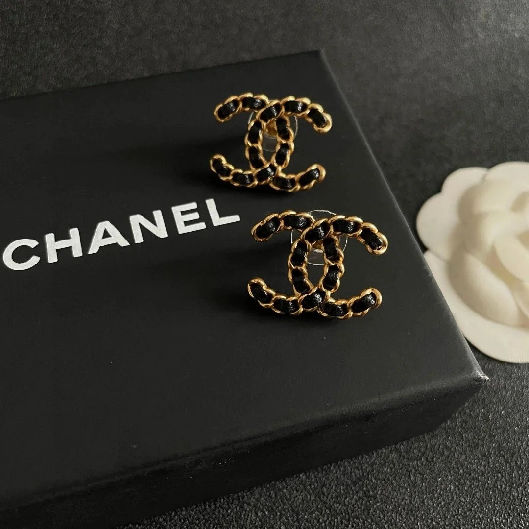 Chanel CC Logo Chain Earrings qc 6