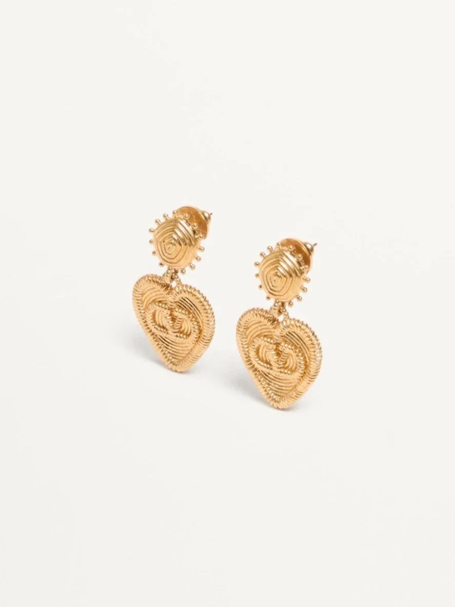 Valentino Garavani Fil Perdu Heart Earrings qc 3