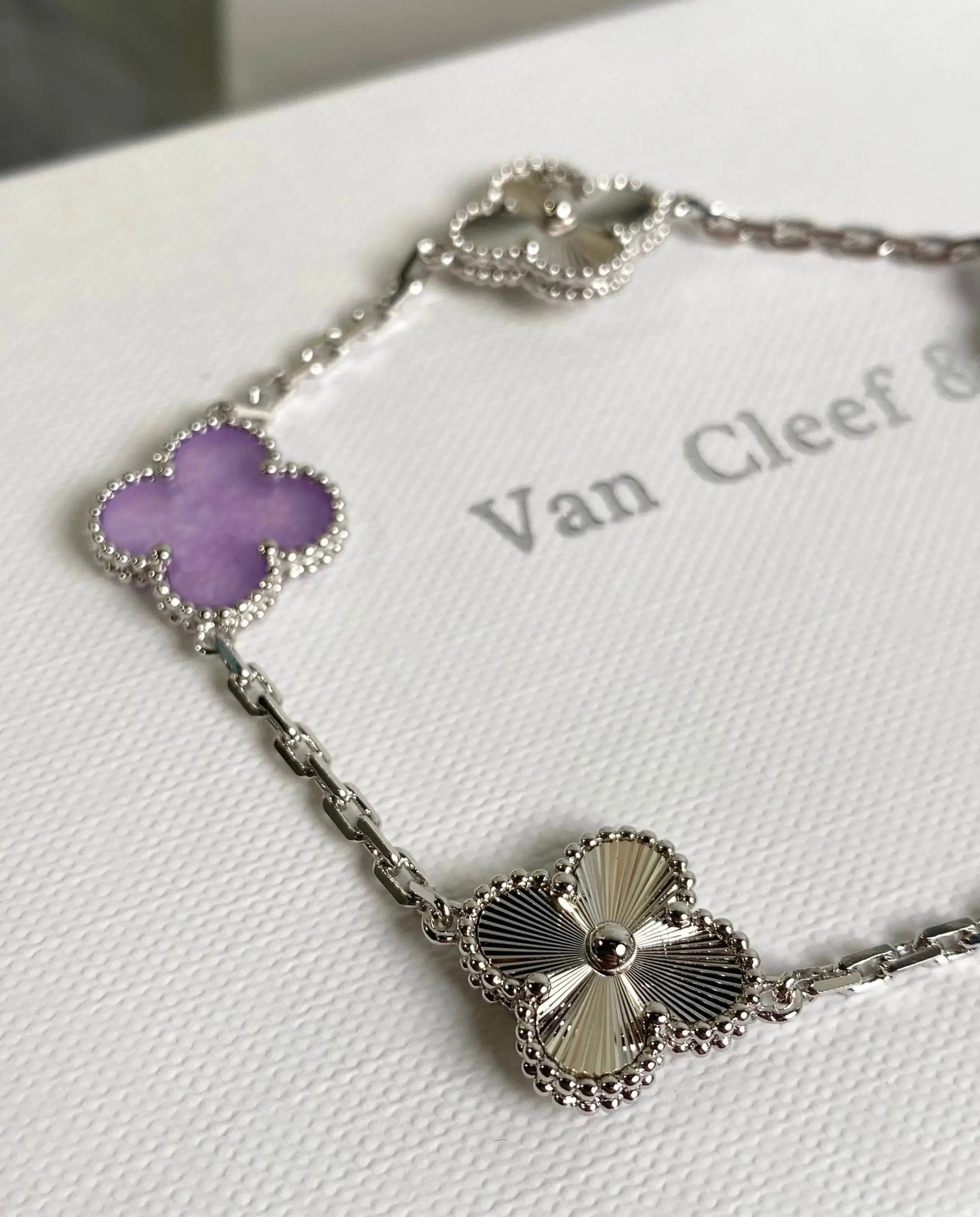 Van Cleef & Arpels Vintage Alhambra Bracelet qc 4