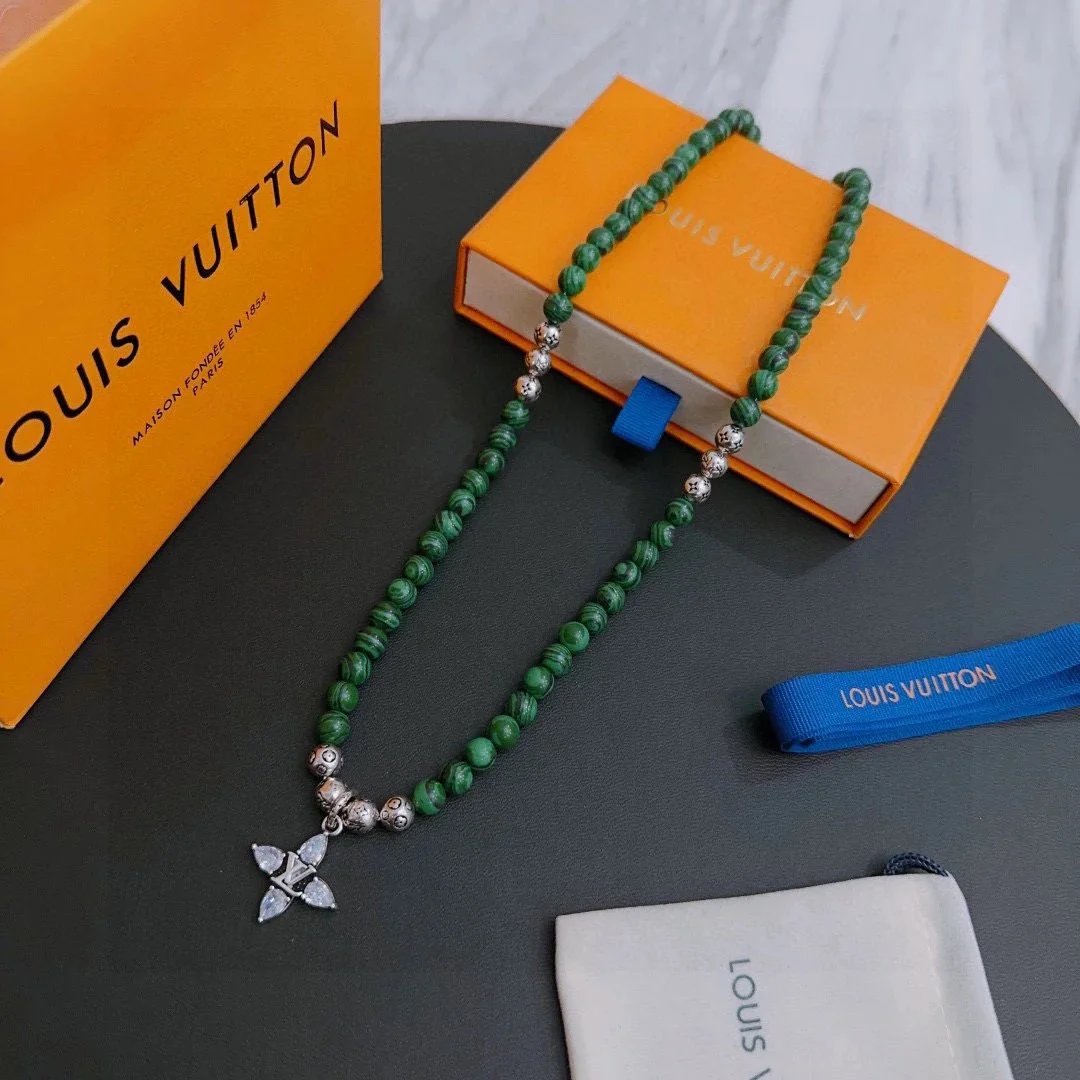 Louis Vuitton beaded necklace qc 1