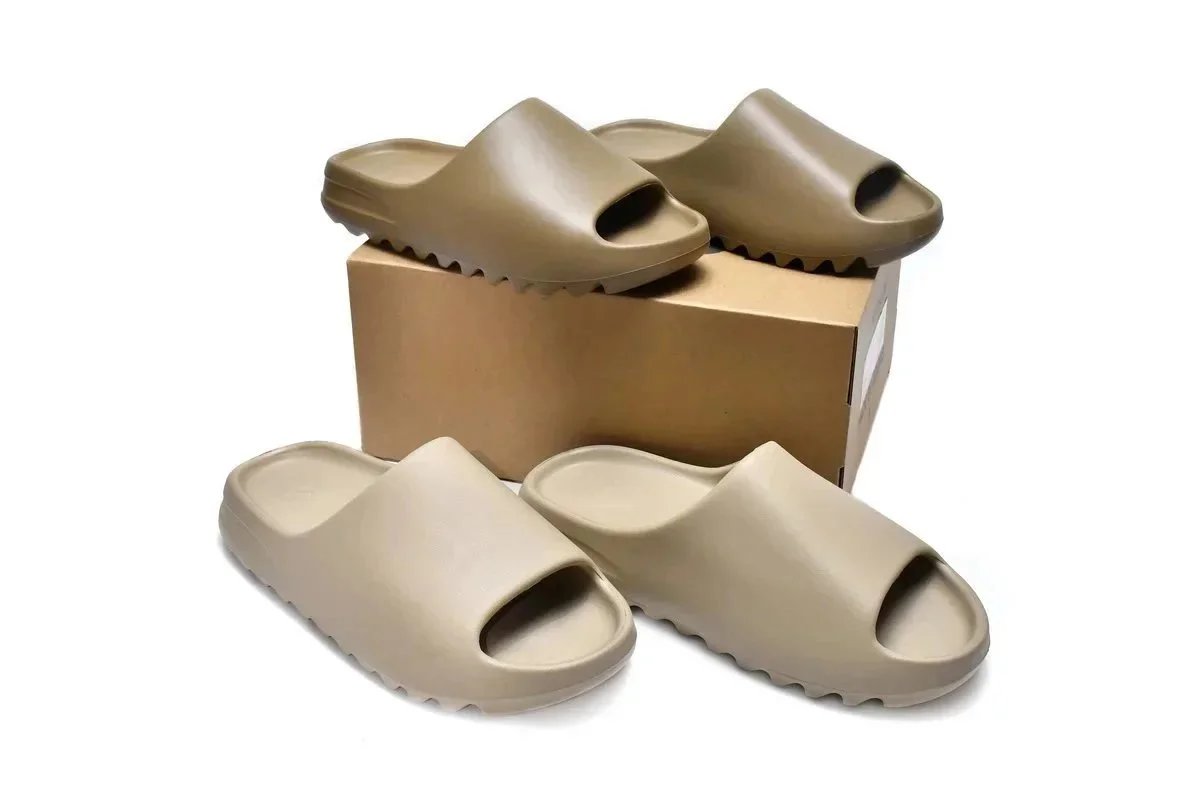 Adidas Yeezy Slide qc 3