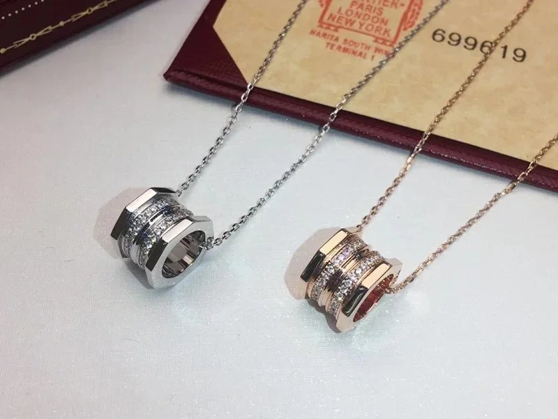 Cartier Écrou de Cartier pendant necklace qc 8