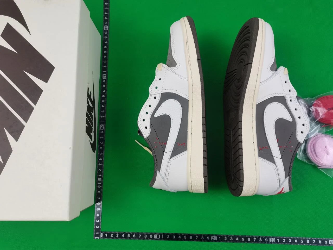 Nike Shoes (19 Colorways) qc 7
