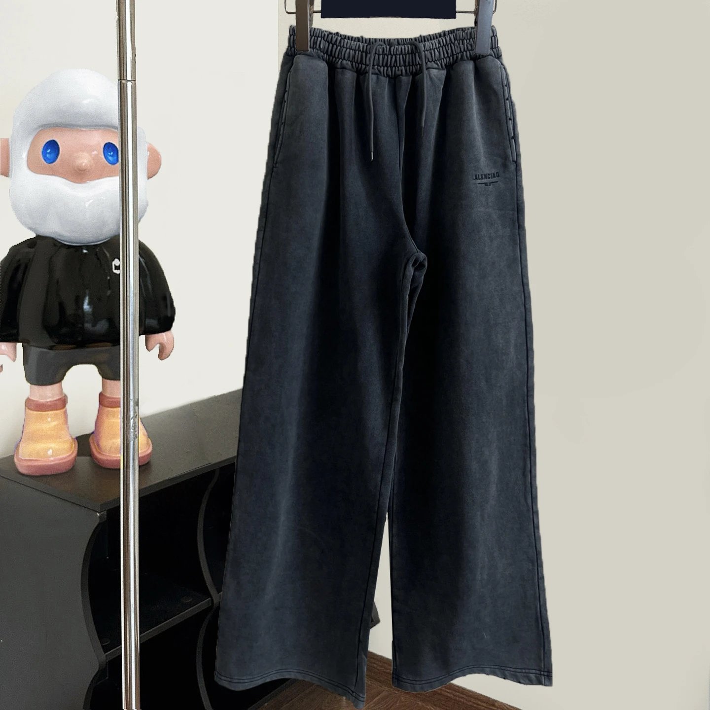 Embroidered Track Pants qc 1