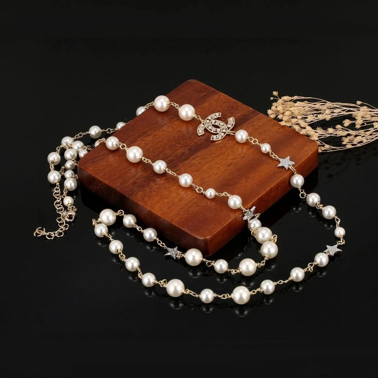 Pearl Chain Necklace qc 1