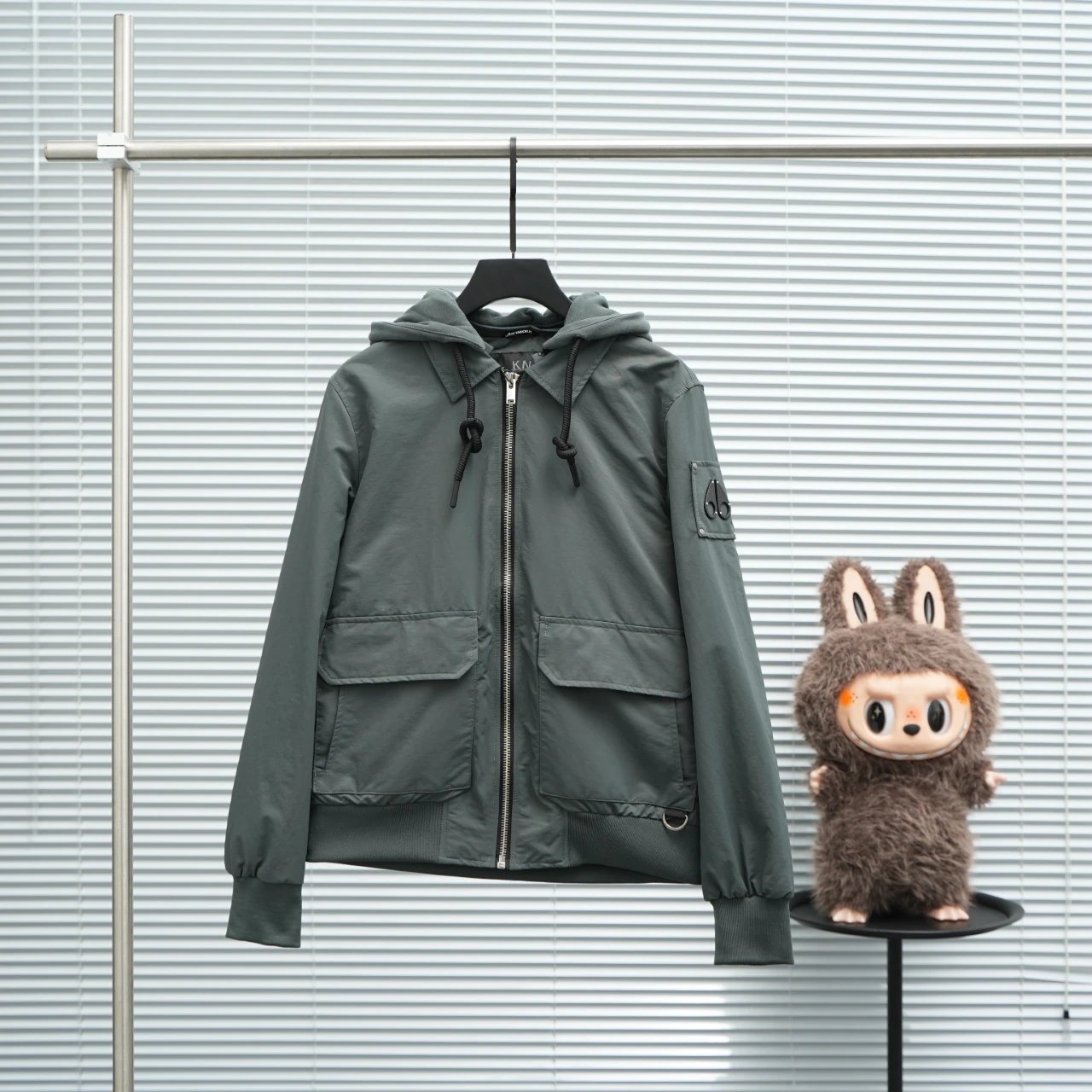 Moose Knuckles Puffer Jacket qc 3