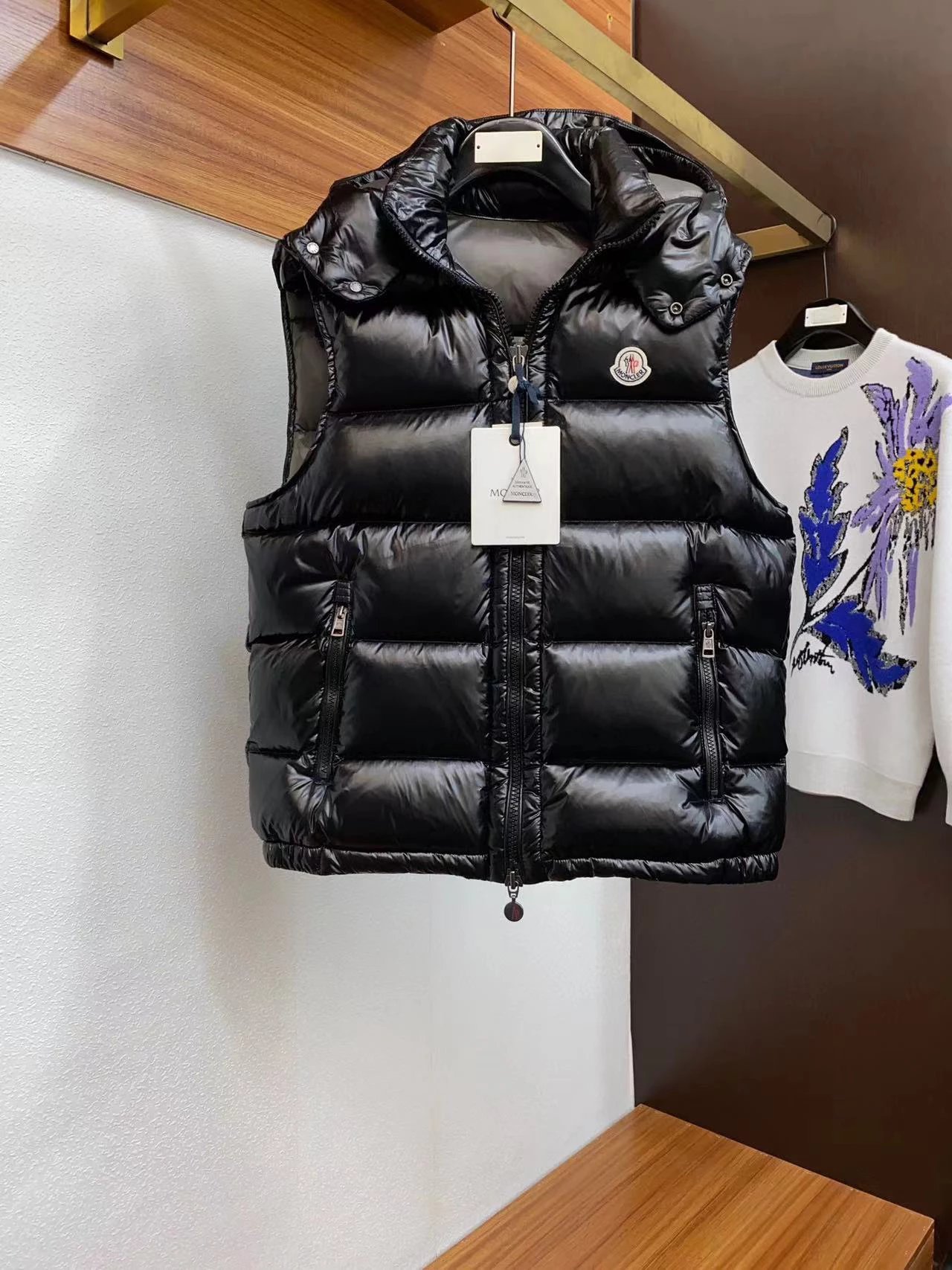 Moncler Puffer Vest qc 1