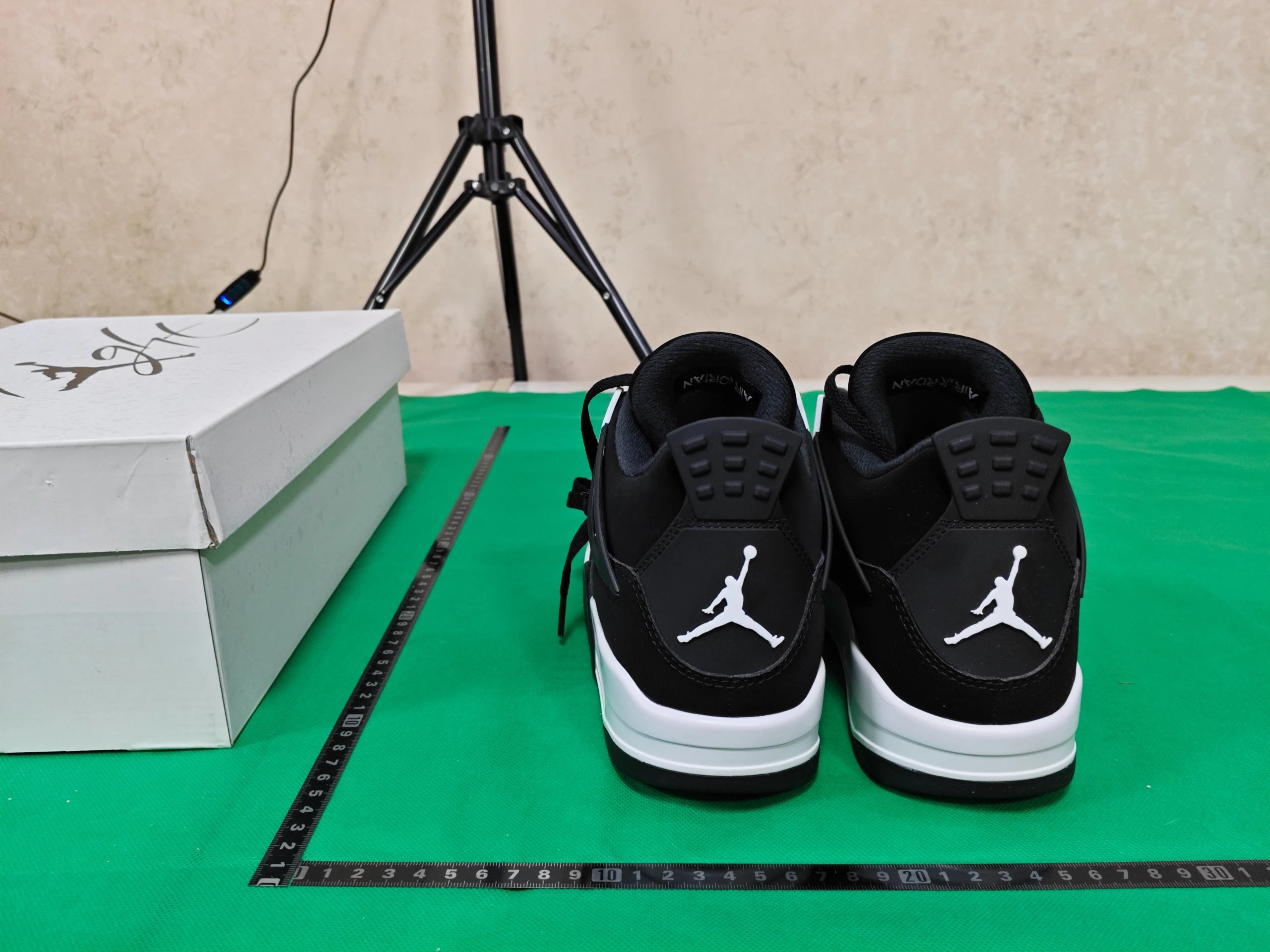 Nike Shoes (30 Colorways) qc 1